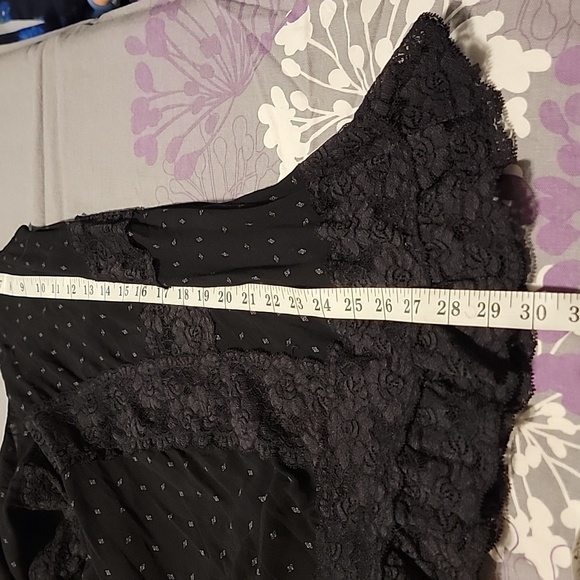 Free People She Swings Blk Lace Slip  XS - Picture 9 of 9